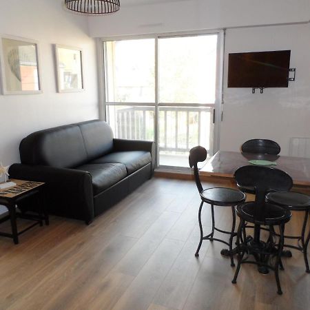 Appartement Confortable 2P Proche Plage Avec Parking Et Internet A Cabourg - Fr-1-487-302 외부 사진