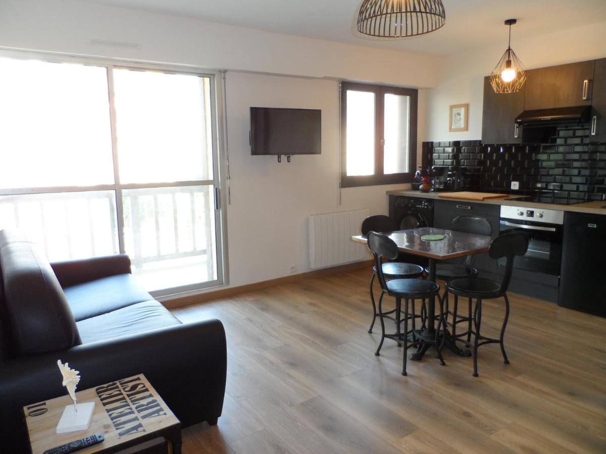 Appartement Confortable 2P Proche Plage Avec Parking Et Internet A Cabourg - Fr-1-487-302 외부 사진